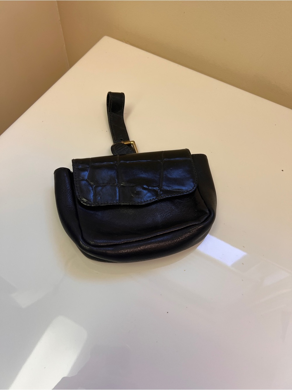 Women's Black belt bag Leather Wristlet Bag